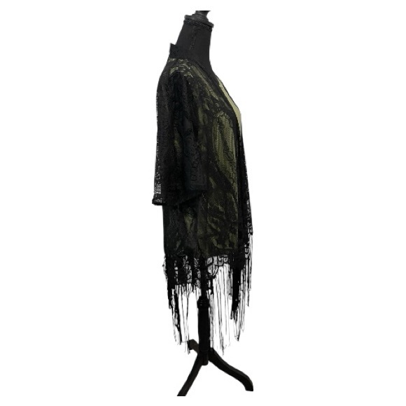 Emerette l Black Lace Kimono with Fringe l Size XL - Picture 2 of 6